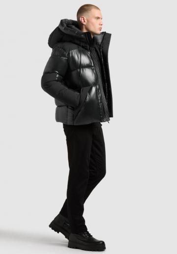 Зимняя куртка