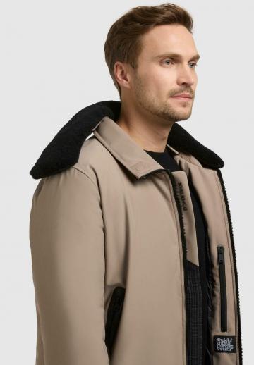 Куртка бомбер