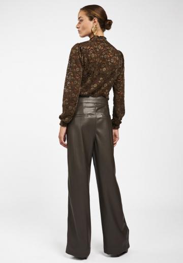 Кружевная блузка