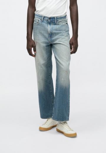 Свободные джинсы