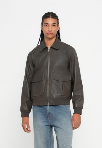 Кожаная куртка