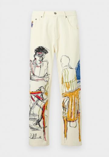 Прямые джинсы