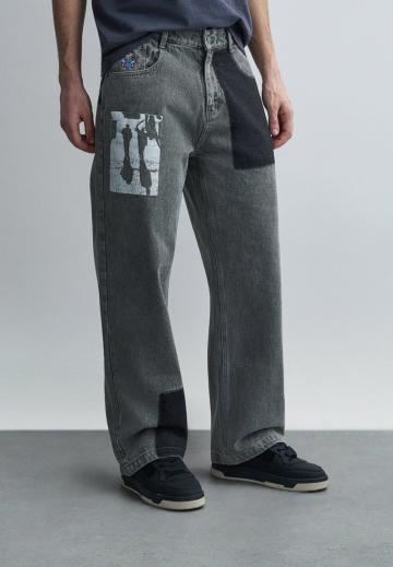 Прямые джинсы