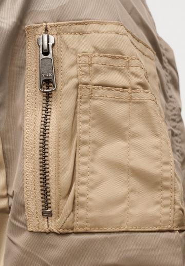 Куртка бомбер