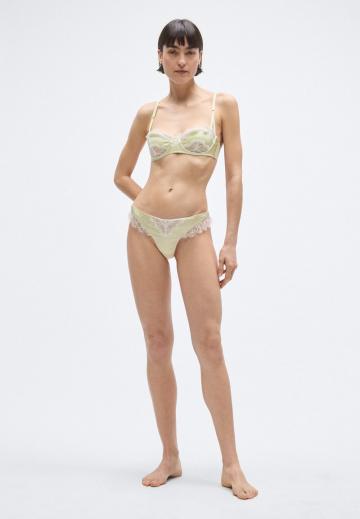 Бюстгальтер