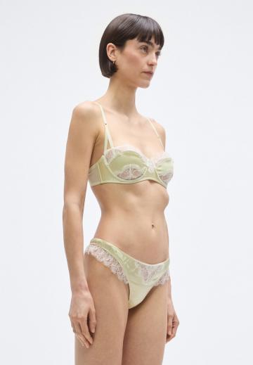 Бюстгальтер