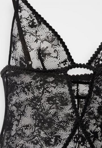 Кружевное боди