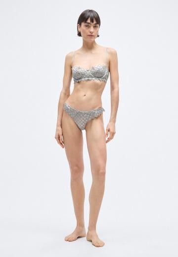 Бюстгальтер