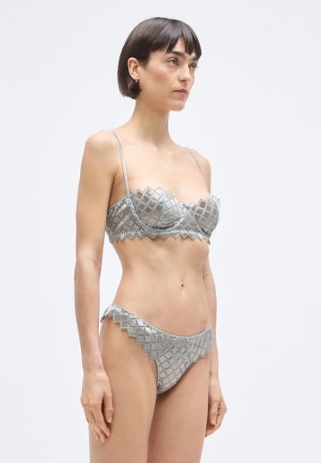 Бюстгальтер