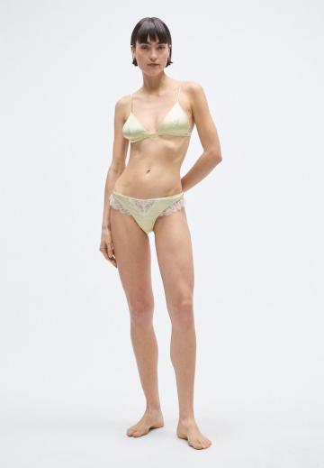 Бюстгальтер без косточек