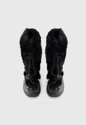 Сапоги на шнуровке