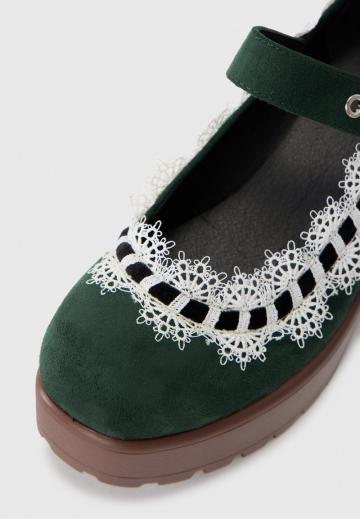 Туфли на высоком каблуке