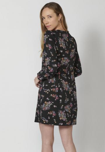 Короткое платье