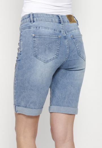 Джинсовые шорты