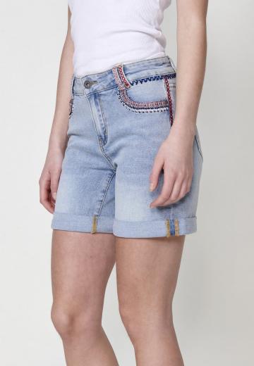 Джинсовые шорты