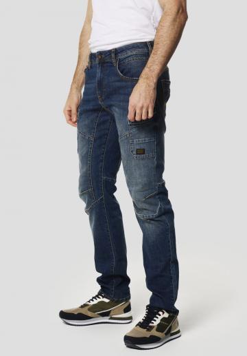 Узкие джинсы