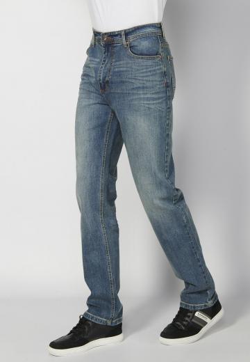 Прямые джинсы