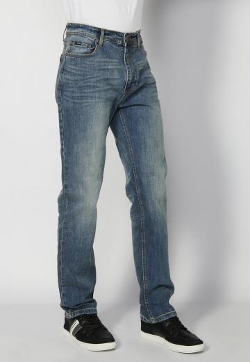 Прямые джинсы