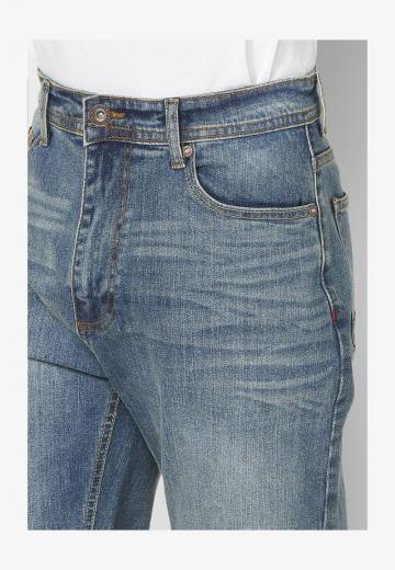 Прямые джинсы