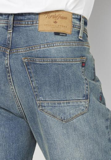 Прямые джинсы