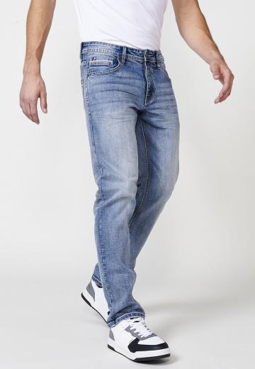 Прямые джинсы