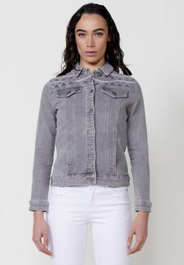 Джинсовая куртка