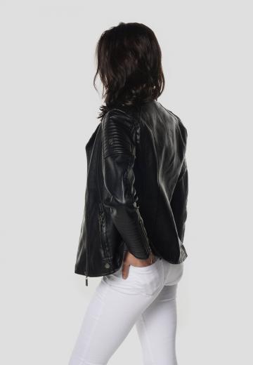 Кожаная куртка