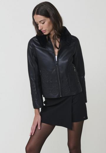 Кожаная куртка