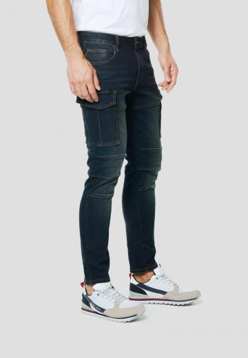 Узкие джинсы