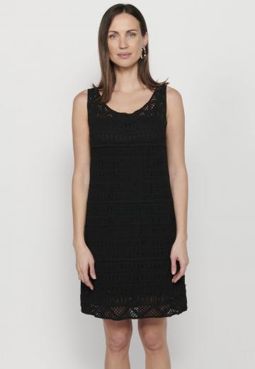 Вязаное платье