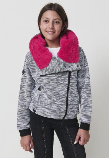 Вязаная кофта