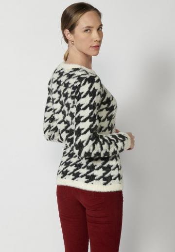 Длинный пуловер