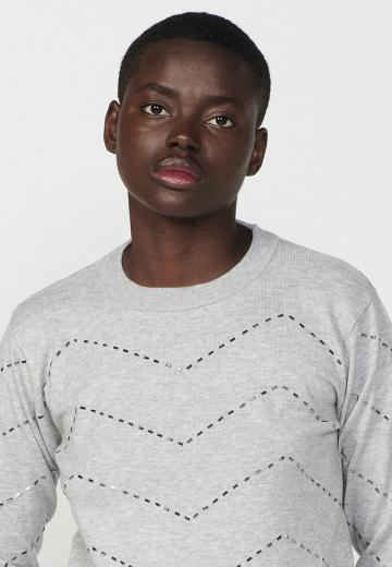 Пуловер в полоску