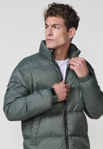 Зимняя куртка