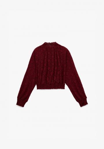 Кружевная блузка