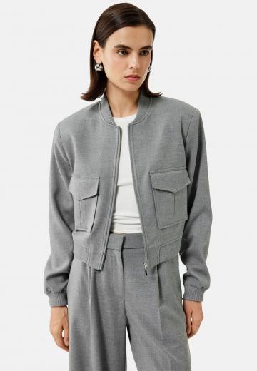 Блейзер с накладными карманами