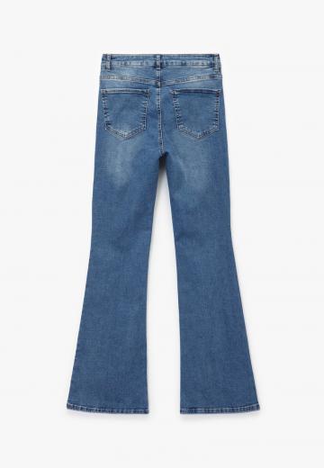 Клешеные джинсы