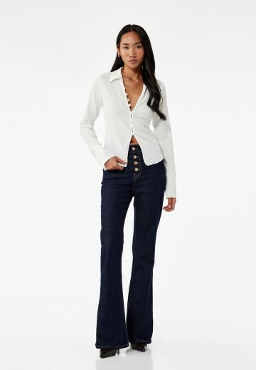 Клешеные джинсы