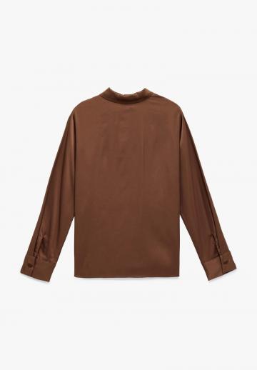 Атласная блузка