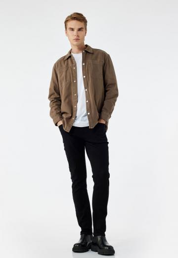 Узкие джинсы