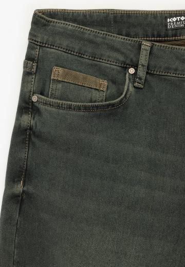 Узкие джинсы