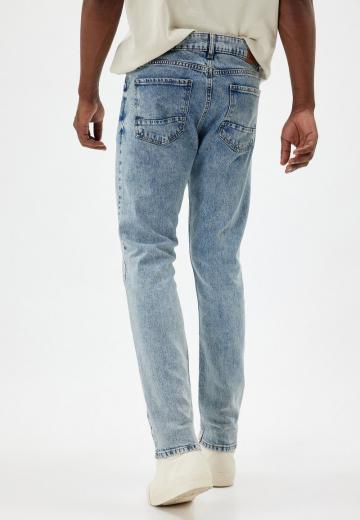 Узкие джинсы