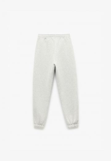 Спортивные штаны