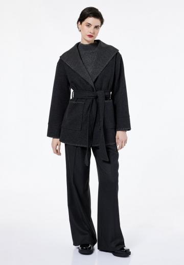 Короткое пальто