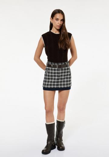 Пуловер без рукавов