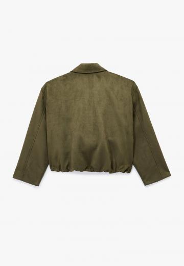 Куртка с накладнымит карманами