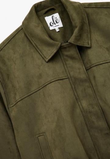 Куртка с накладнымит карманами