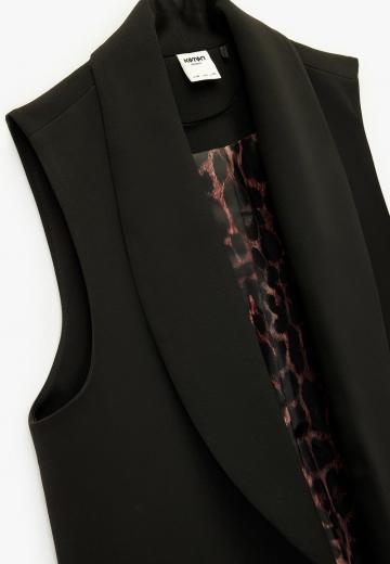 Длинный жилет