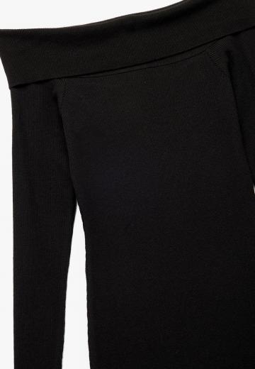 Вязаное платье