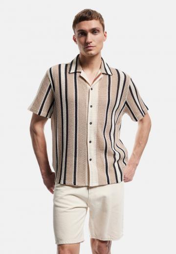 Рубашка с коротким рукавом